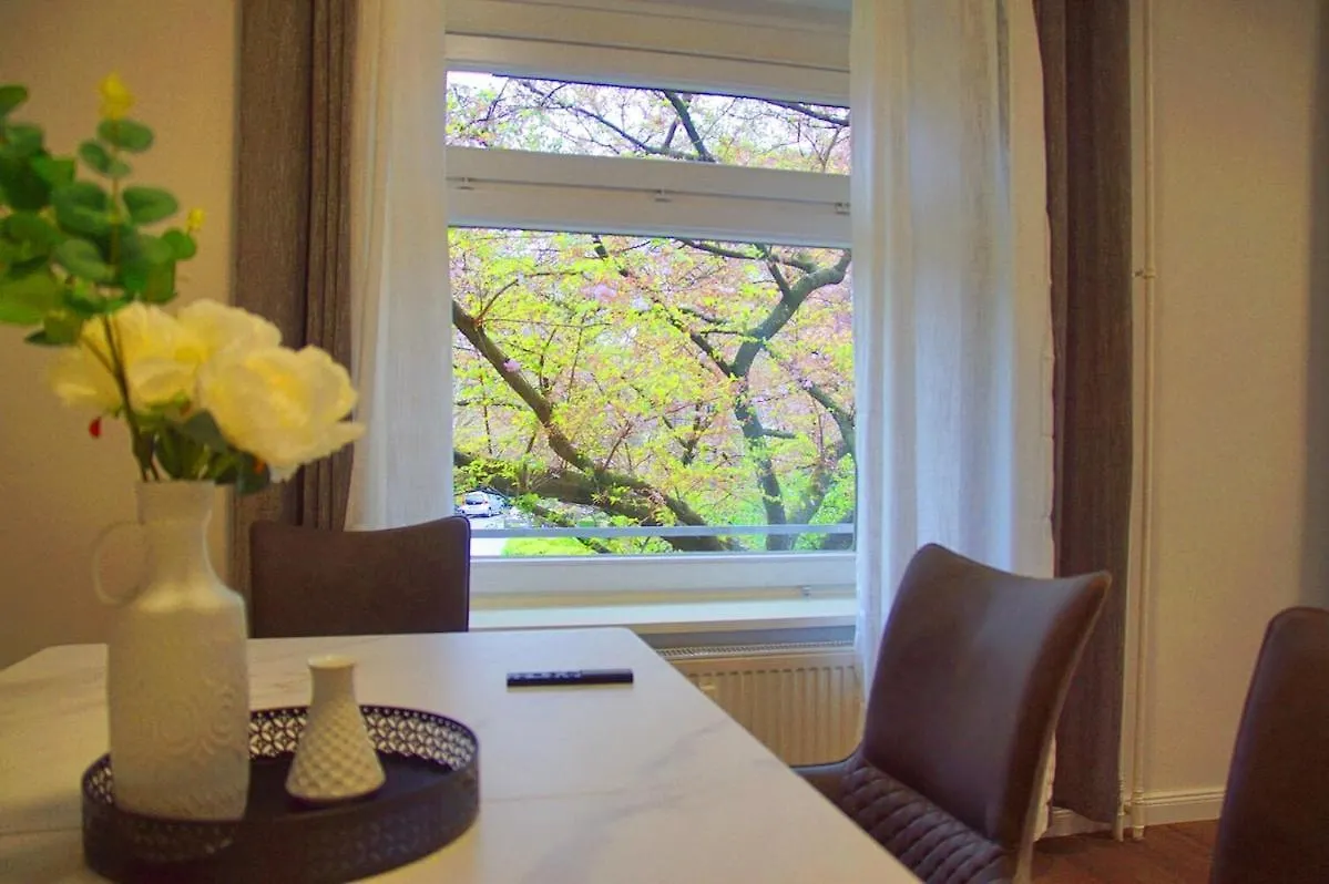 3-Room Apartment Complete In Dehnheide In Quite Area 0*, Hamburg Germany